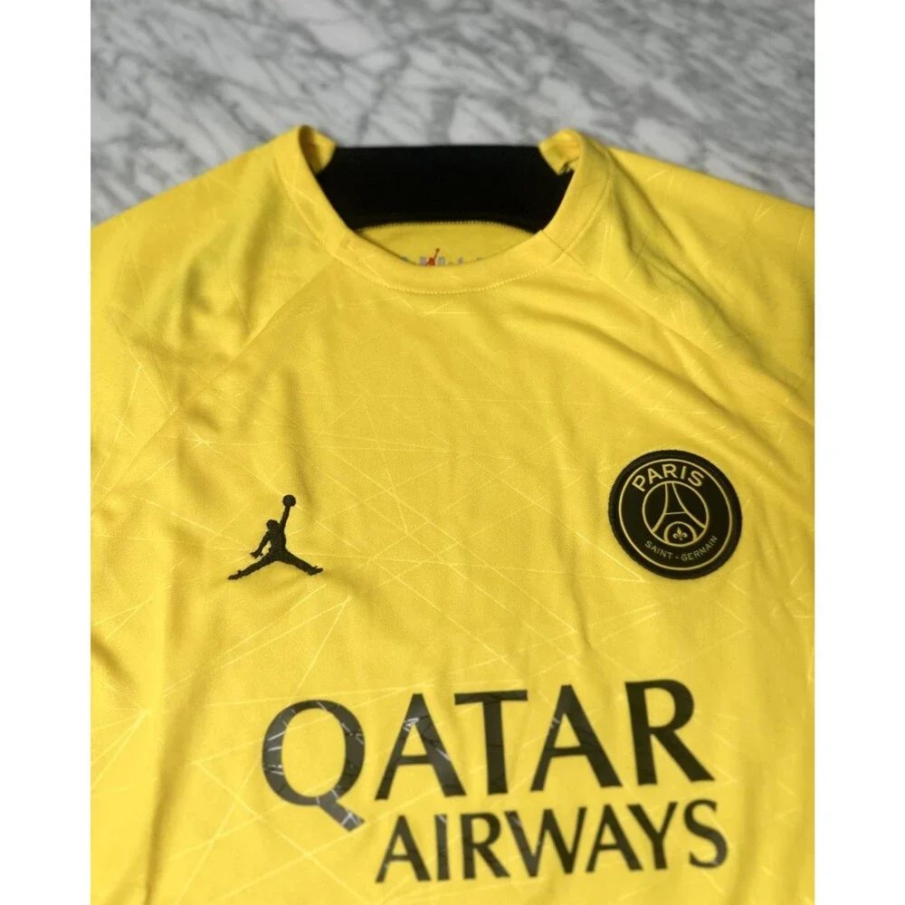 Nike Jordan x PSG Pre-Match Training Jersey Tour Yellow  Womens Med DR4913-720